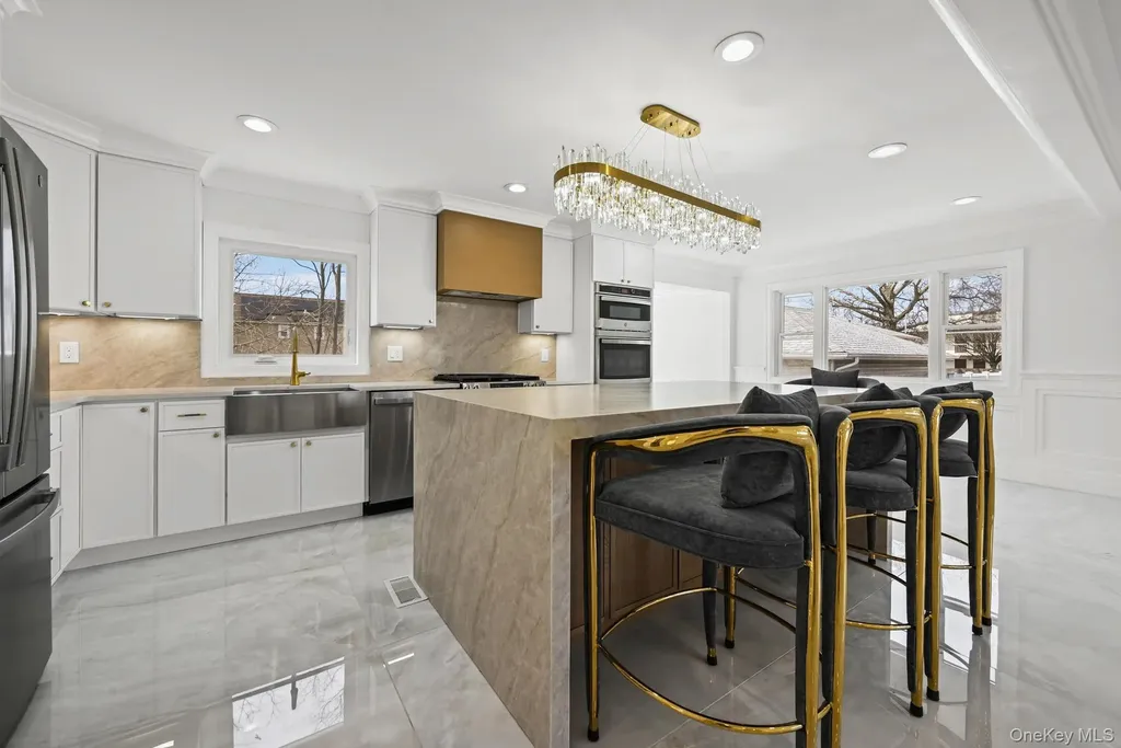 2292 Vassar Place Merrick NY 11566