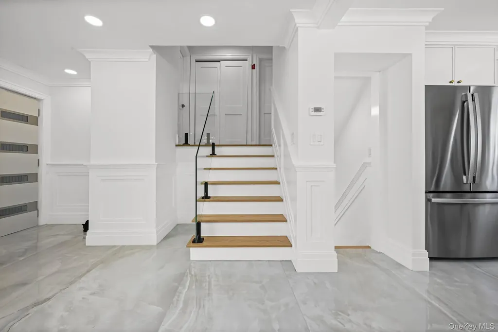 2292 Vassar Place Merrick NY 11566