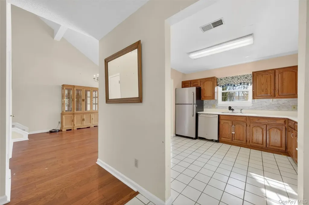 16 Juniper Lane Pawling NY 12564