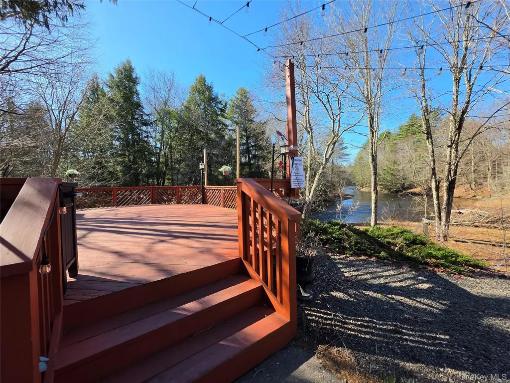 951 Rt-17b Mongaup Valley NY 12762