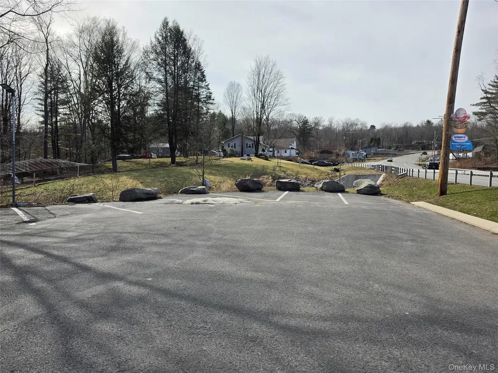 951 Rt-17b Mongaup Valley NY 12762