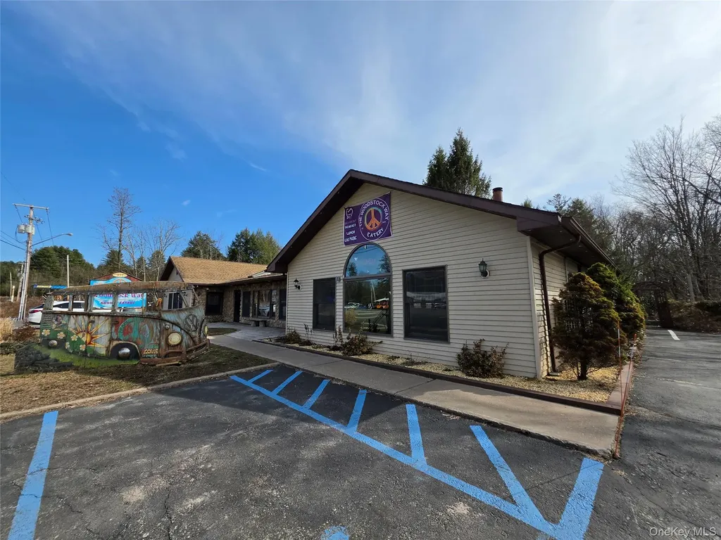 951 Rt-17b Mongaup Valley NY 12762