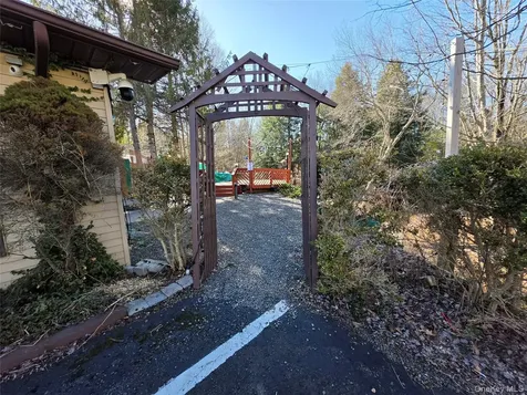 951 Rt-17b Mongaup Valley NY 12762