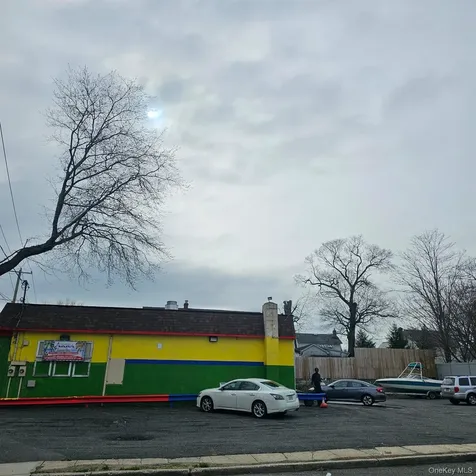 137 Broadway Huntington Station NY 11746