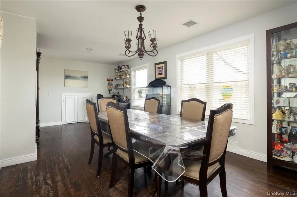 35 Carnation Road Levittown NY 11756