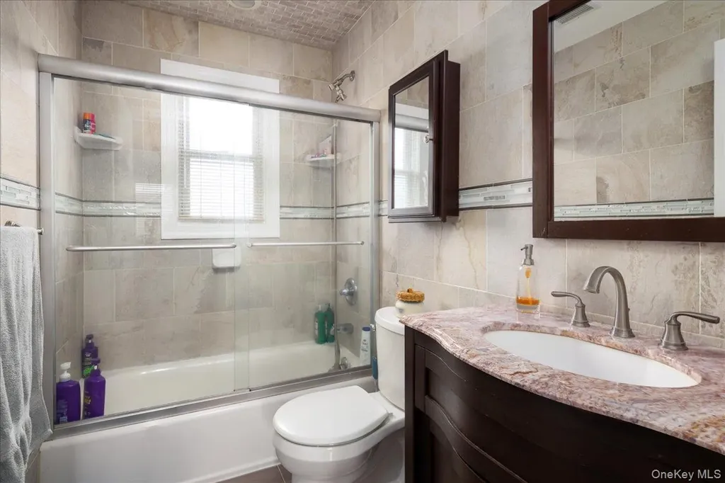 35 Carnation Road Levittown NY 11756