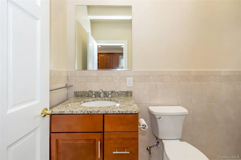 16 Grand Boulevard Scarsdale NY 10583