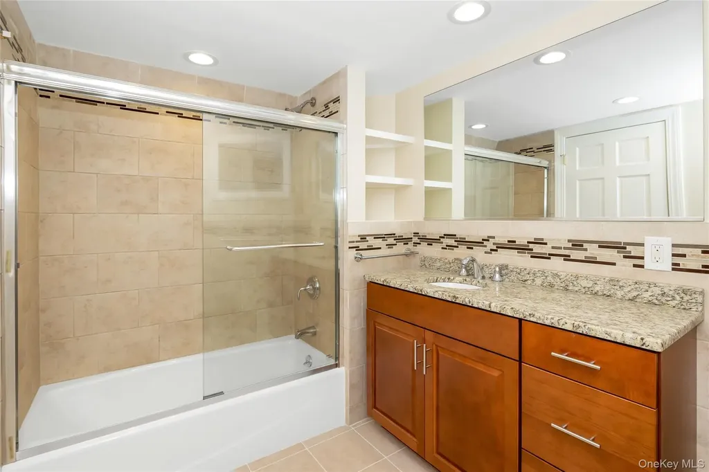 16 Grand Boulevard Scarsdale NY 10583