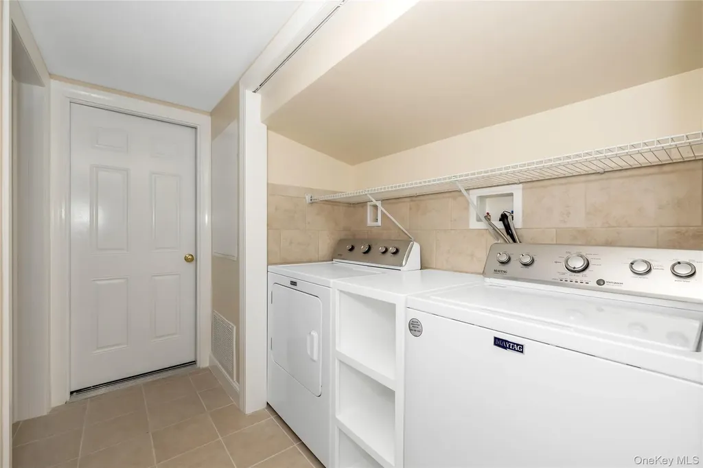 16 Grand Boulevard Scarsdale NY 10583