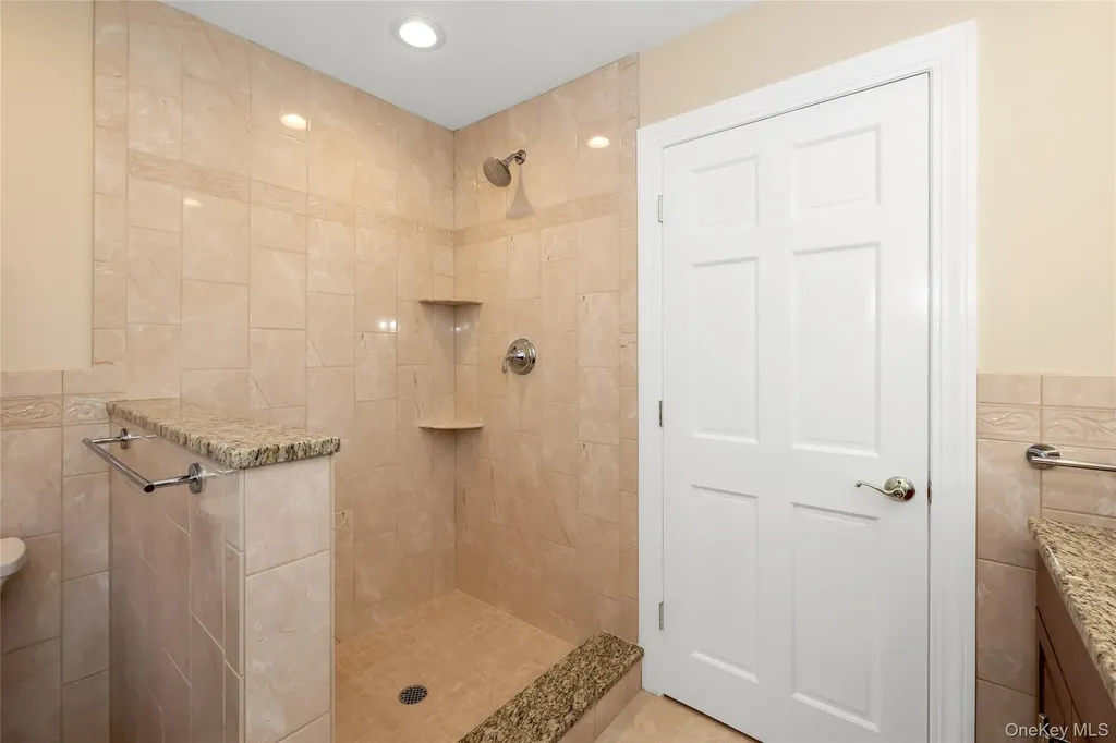 16 Grand Boulevard Scarsdale NY 10583