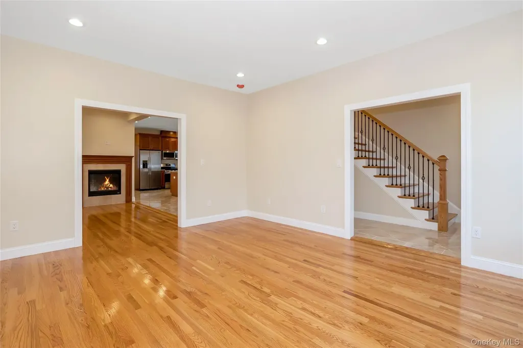 16 Grand Boulevard Scarsdale NY 10583
