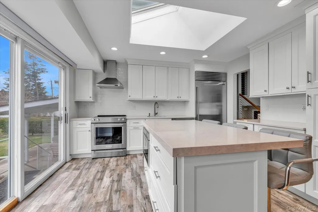 904 Park Lane Valley Stream NY 11581
