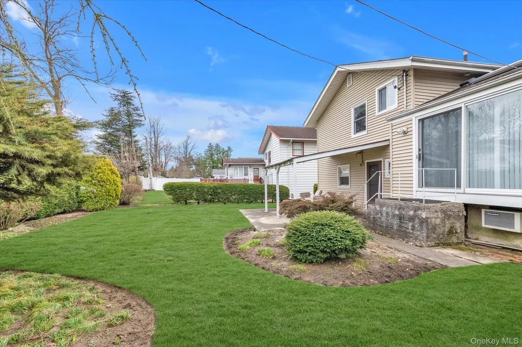 904 Park Lane Valley Stream NY 11581
