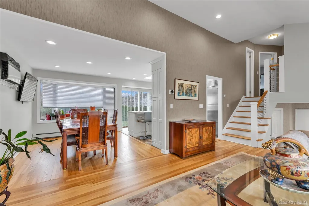 904 Park Lane Valley Stream NY 11581