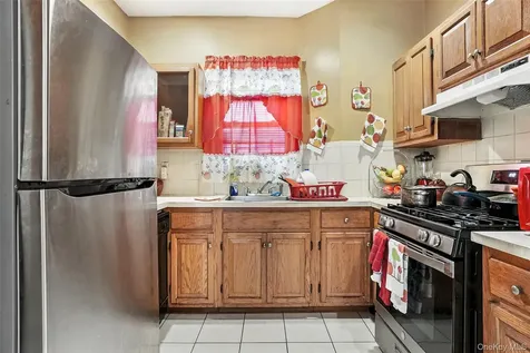 425 N Terrace Avenue Mount Vernon NY 10552