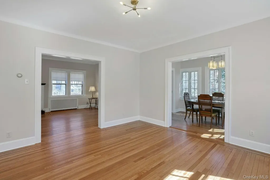 10 Robins Road New Rochelle NY 10801