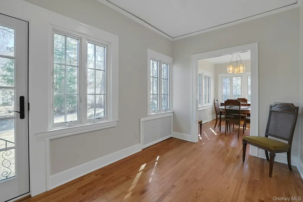 10 Robins Road New Rochelle NY 10801