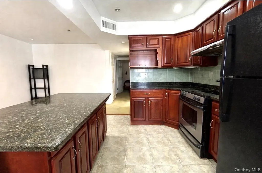 84-52 57th Avenue Elmhurst NY 11373