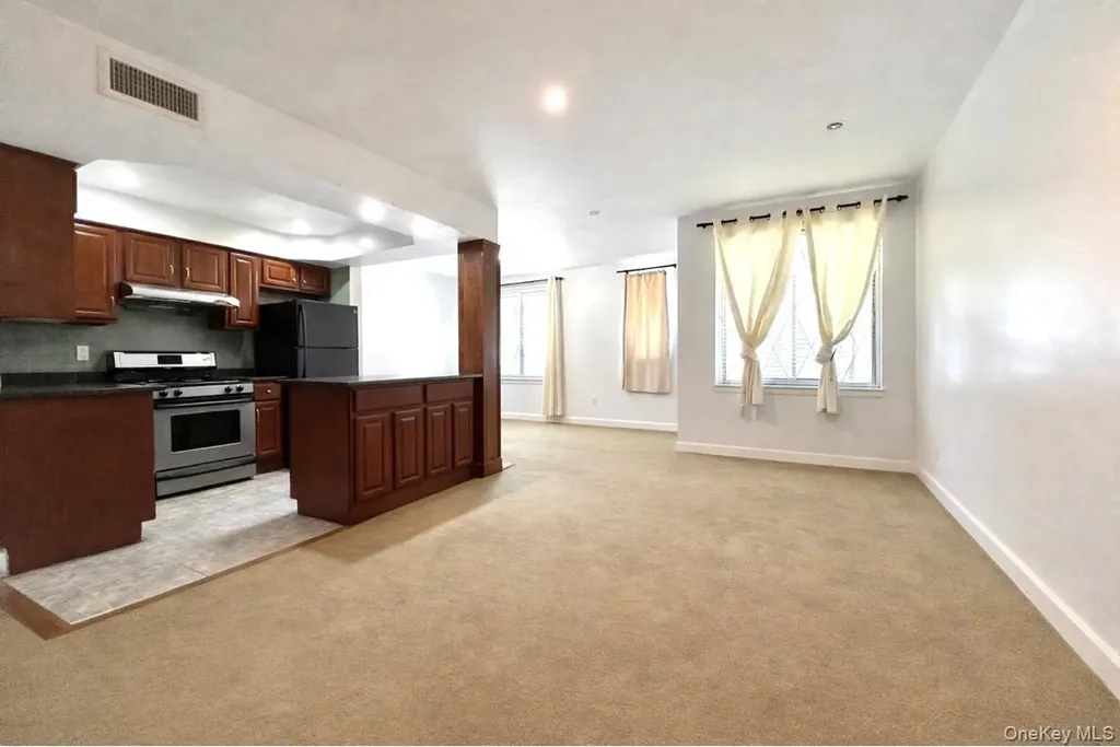 84-52 57th Avenue Elmhurst NY 11373