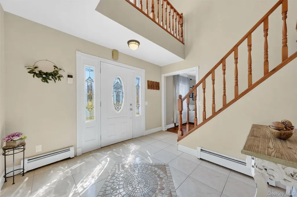 9 Megan Lane Campbell Hall NY 10916