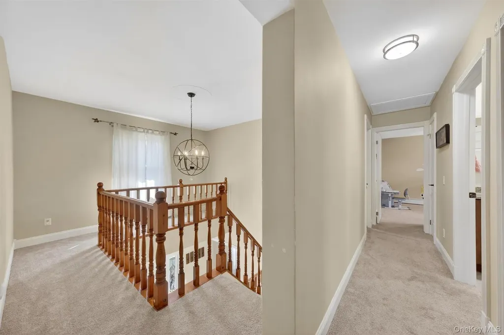 9 Megan Lane Campbell Hall NY 10916