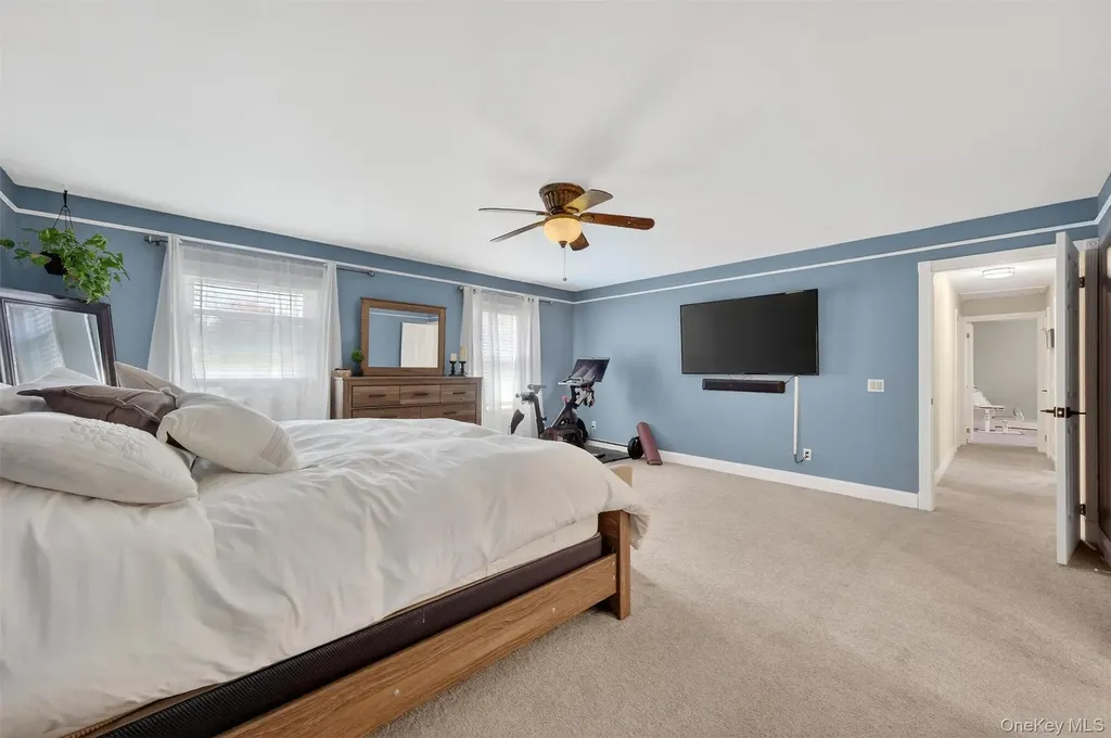 9 Megan Lane Campbell Hall NY 10916