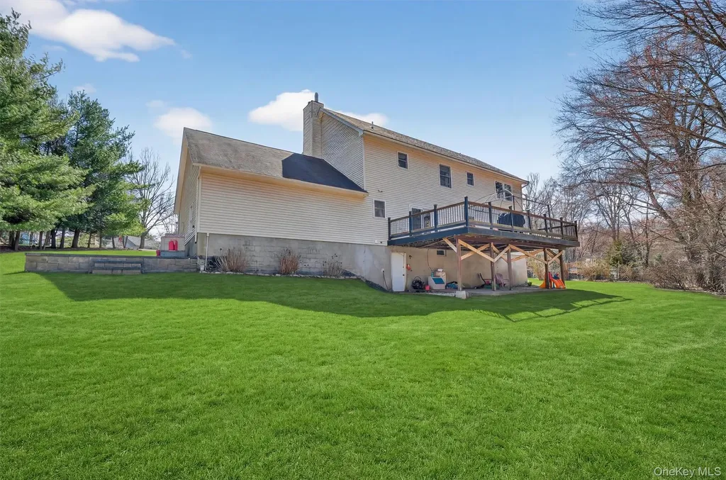 9 Megan Lane Campbell Hall NY 10916