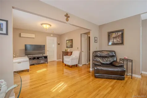 29 Tina Lane Hopewell Junction NY 12533