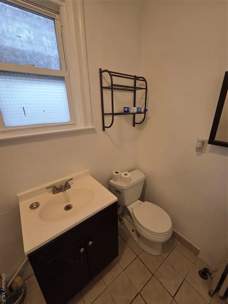 3561 Ropes Avenue Bronx NY 10475