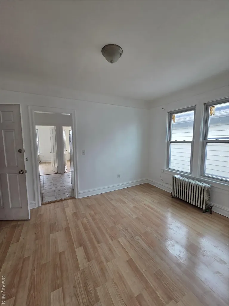 3561 Ropes Avenue Bronx NY 10475