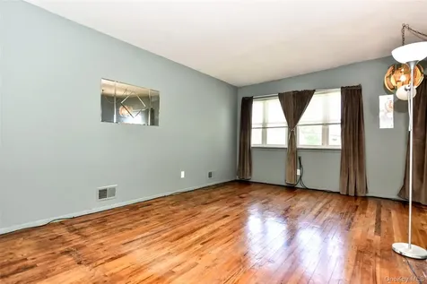 68 Blauvelt Avenue West Haverstraw NY 10993