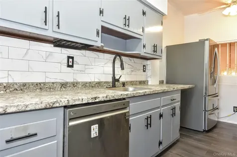 68 Blauvelt Avenue West Haverstraw NY 10993