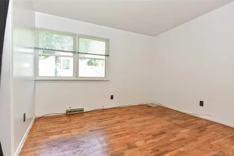68 Blauvelt Avenue West Haverstraw NY 10993