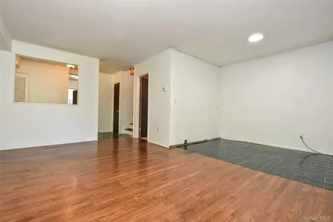 68 Blauvelt Avenue West Haverstraw NY 10993
