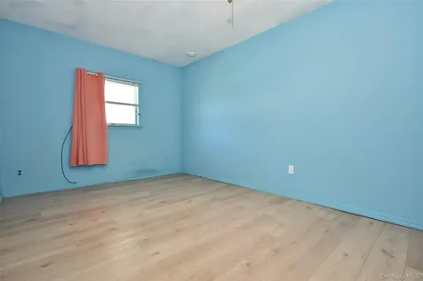 68 Blauvelt Avenue West Haverstraw NY 10993