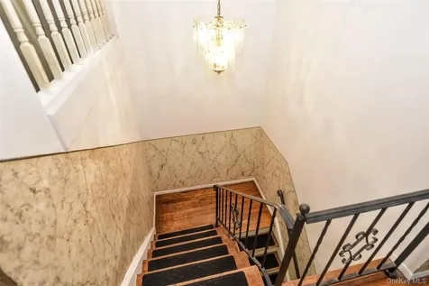 68 Blauvelt Avenue West Haverstraw NY 10993