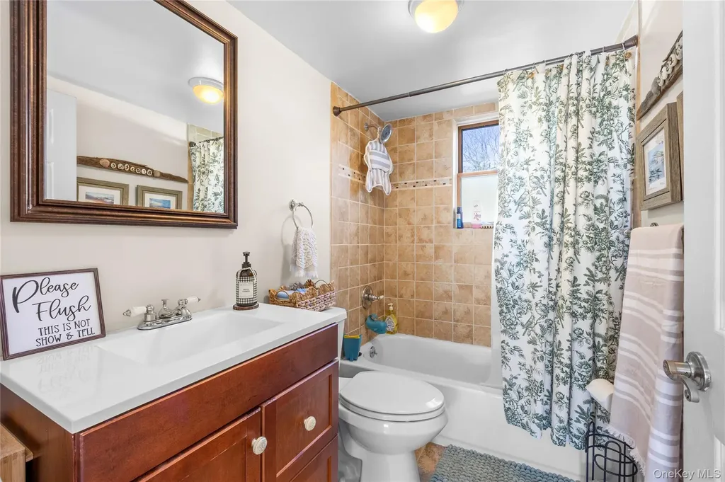 1534 12th Street West Babylon NY 11704