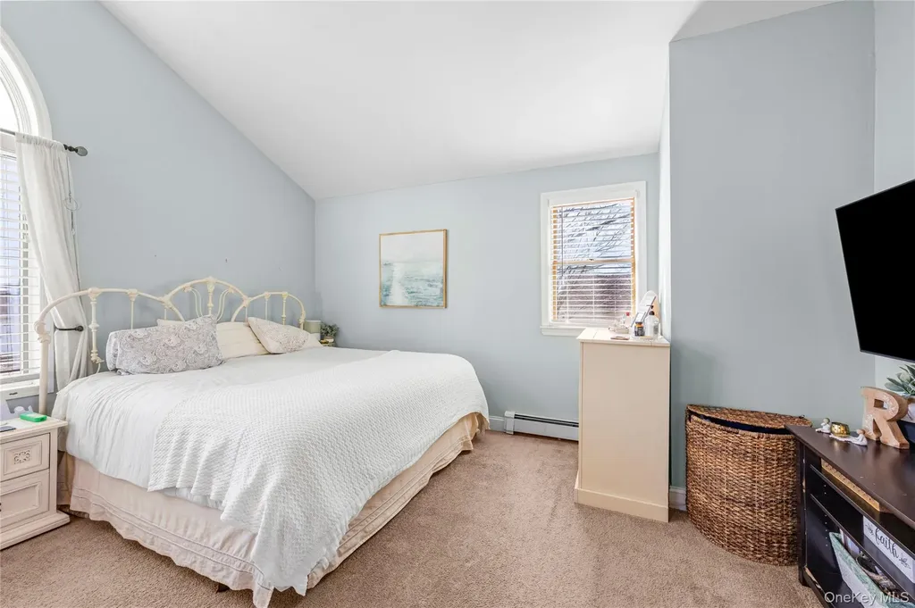 1534 12th Street West Babylon NY 11704