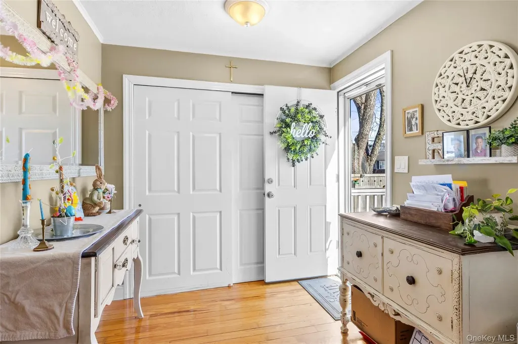 1534 12th Street West Babylon NY 11704