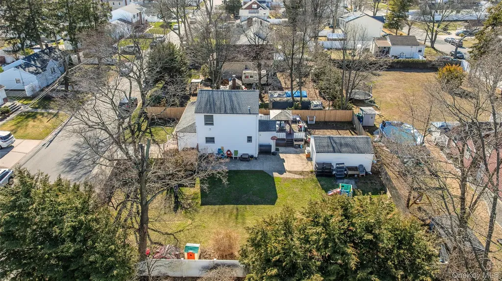 1534 12th Street West Babylon NY 11704
