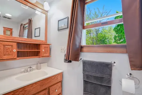 4 Crestwood Boulevard Poughkeepsie NY 12603