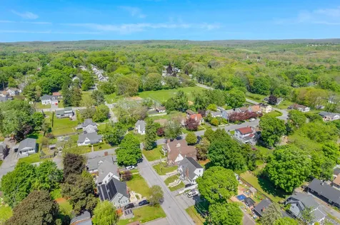 4 Crestwood Boulevard Poughkeepsie NY 12603