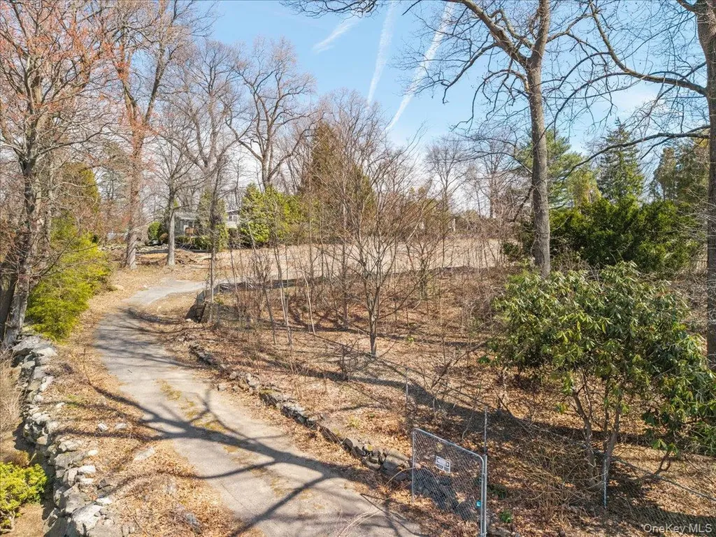 100 High Point Road Scarsdale NY 10583