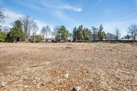 100 High Point Road Scarsdale NY 10583