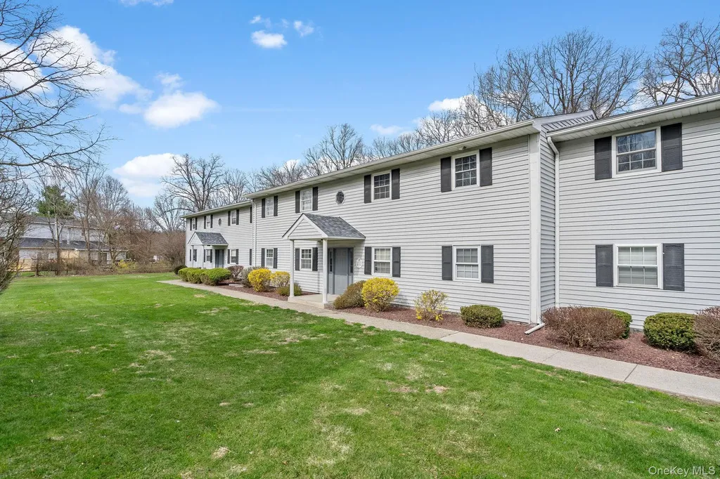12 Field Court Fishkill NY 12524