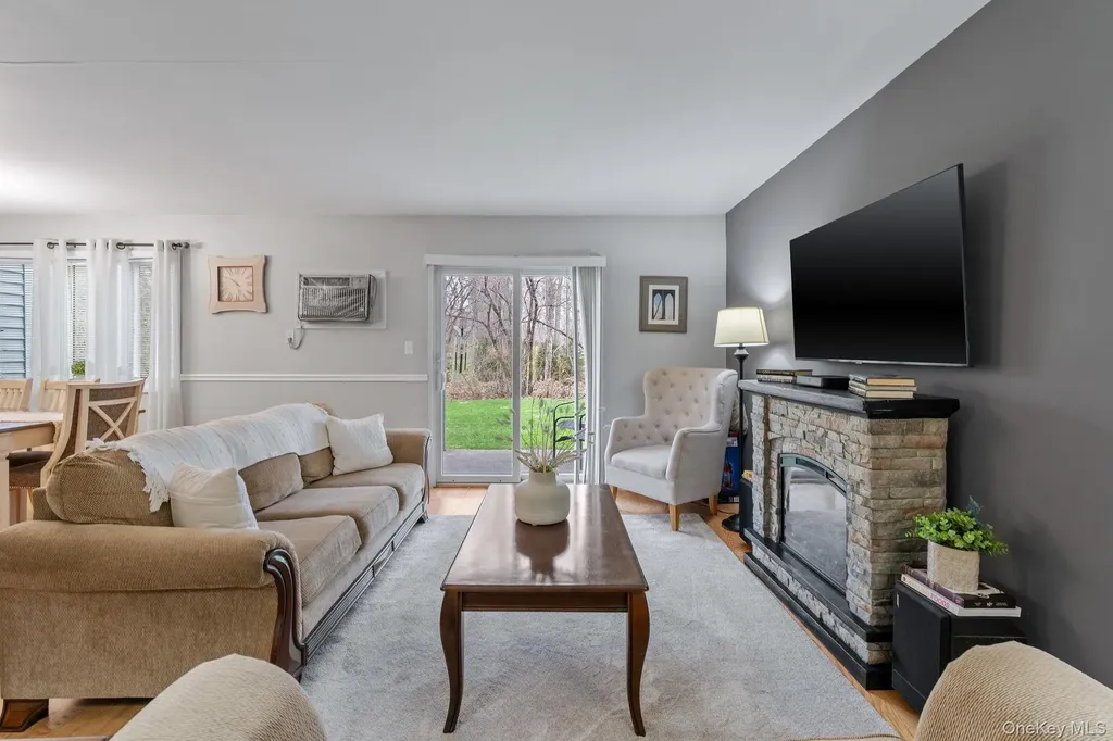 12 Field Court Fishkill NY 12524
