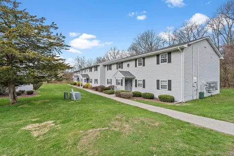 12 Field Court Fishkill NY 12524