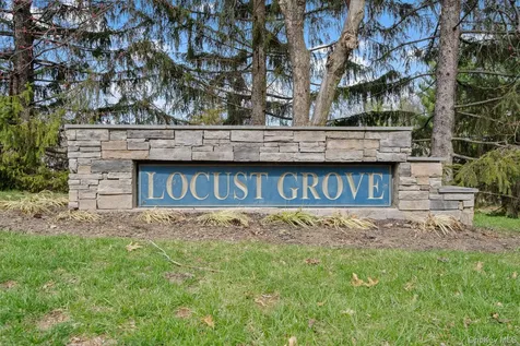 12 Field Court Fishkill NY 12524
