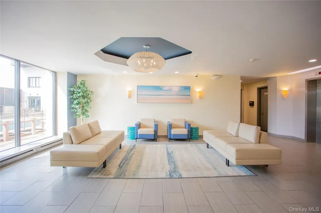 100 W Broadway Long Beach NY 11561