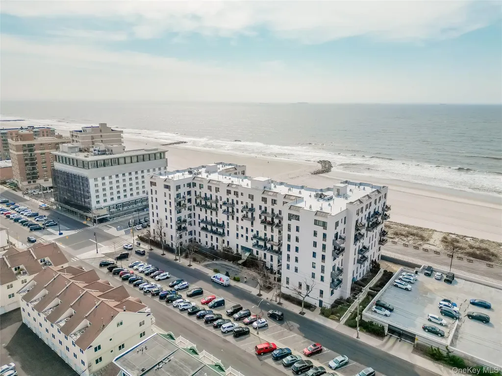 100 W Broadway Long Beach NY 11561